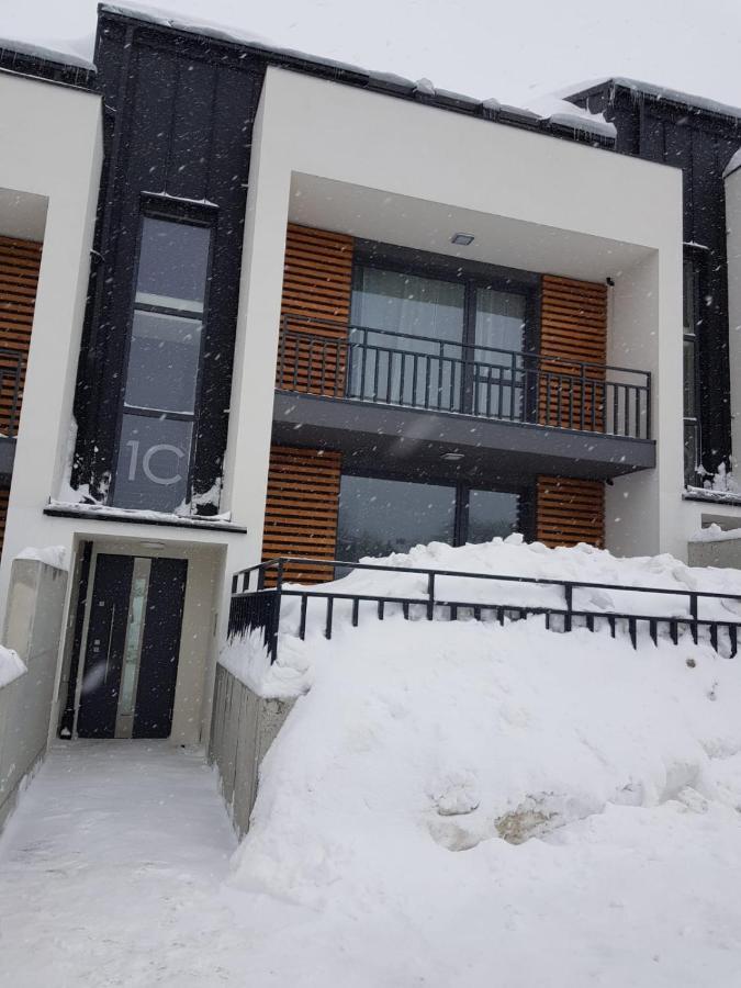 Apartament "Oldmountain" Olimpijska 1C 1 ชเจอร์ค ภายนอก รูปภาพ
